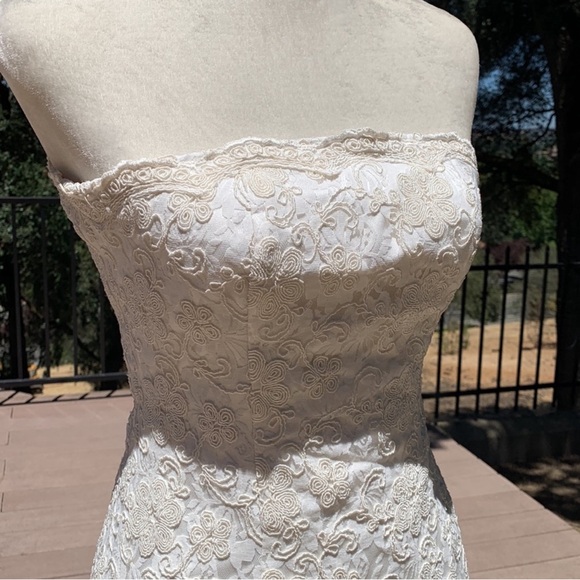 VINTAGE OFF WHITE LACE DRESS - Picture 3 of 11